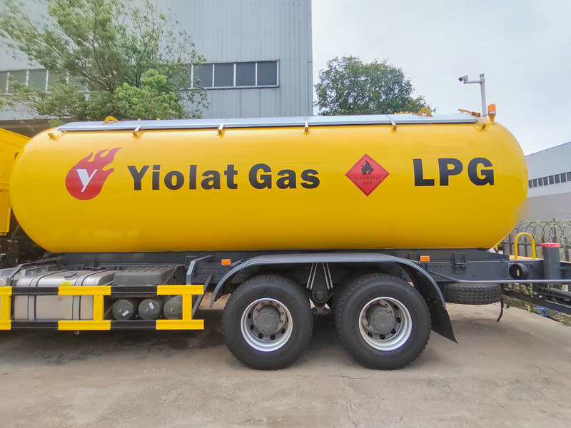 HOWO 10 wheeler LPG tanker for sale
