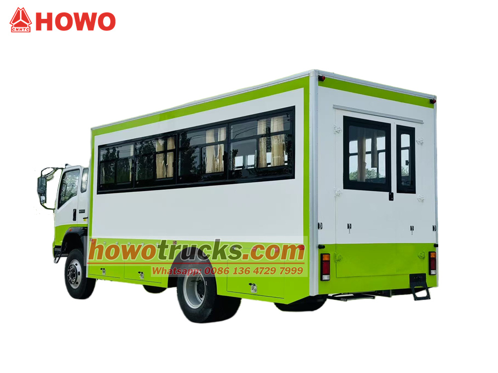 HOWO 4X4 Military Troops Carrier Vehicle