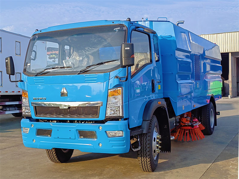 HOWO 5cbm road sweeper vehicle