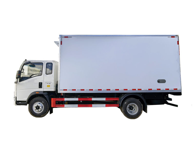 Howo 4x4 freezer van