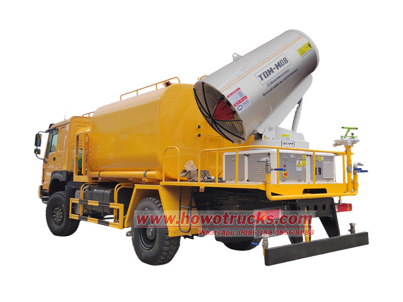 HOWO 4×4 water tanker truck