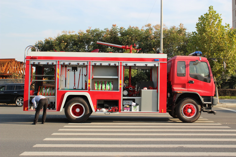 HOWO rescue fire truck with fire equipment HOWO rescue fire truck with fire equipment